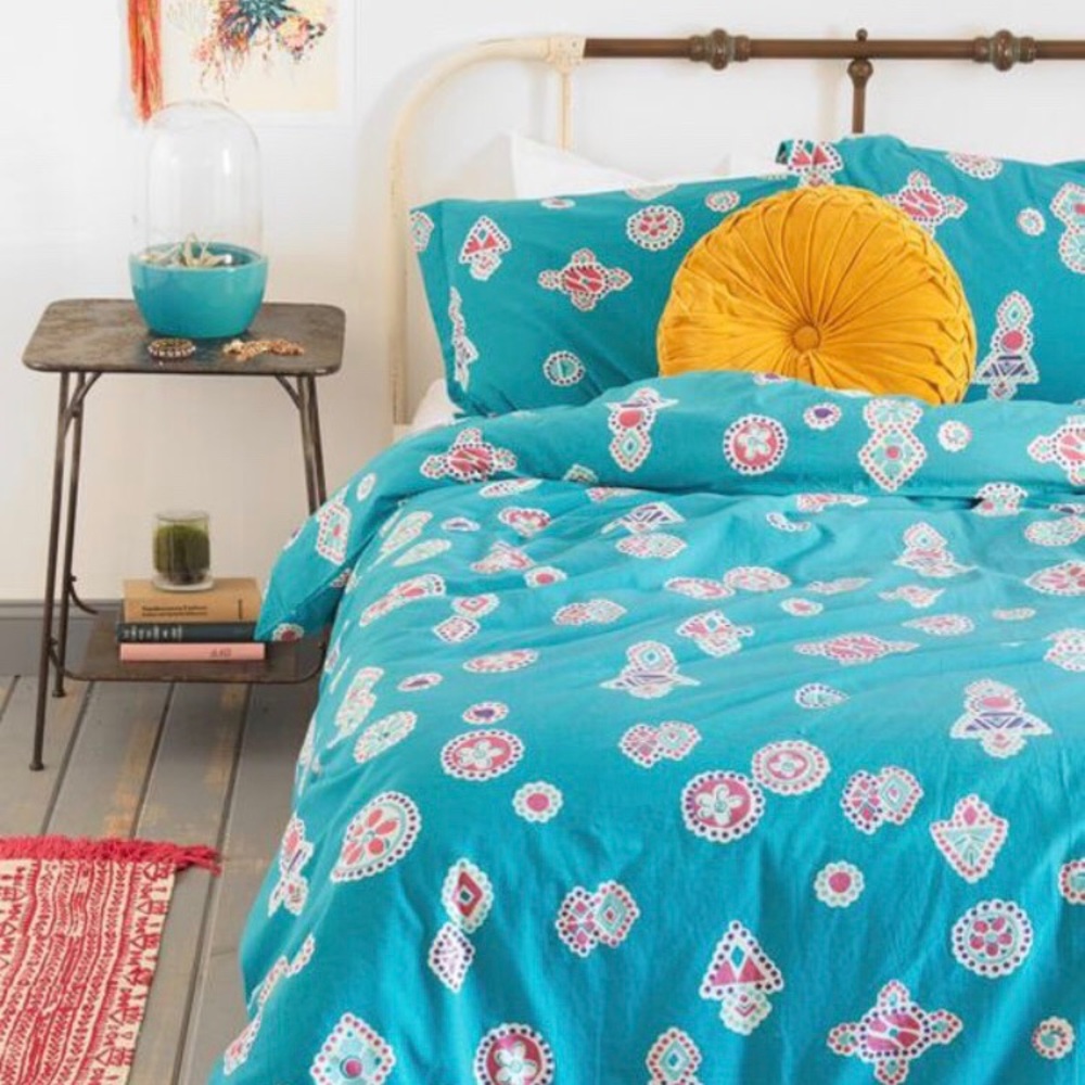 UO Magical Thinking Turquoise Medallion Duvet F/Q